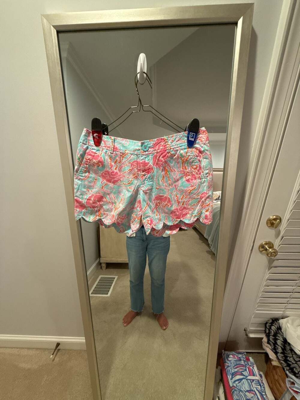 Lilly Pulitzer The Buttercup Scalloped Shorts in Jammin Be Jellies Print (40)